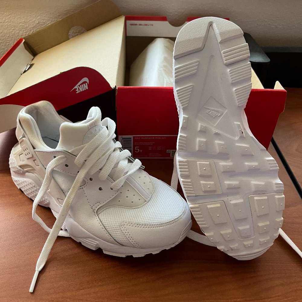 5Y Nike Harache Run